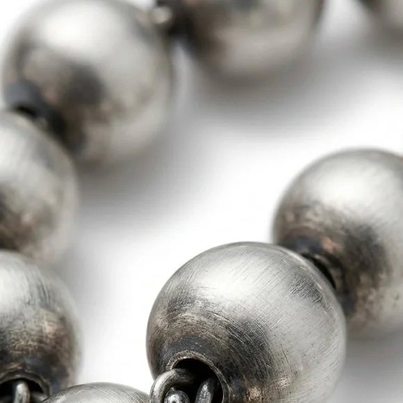 Silpada Retired B0059 925 Sterling Silver Ball Bead Toggle Bracelet - Picture 6 of 8